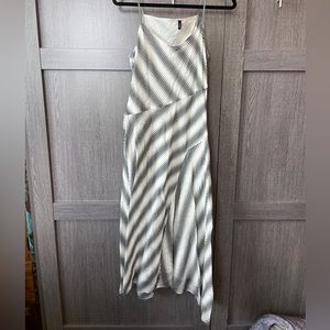Like new Theory black and white stripe dress